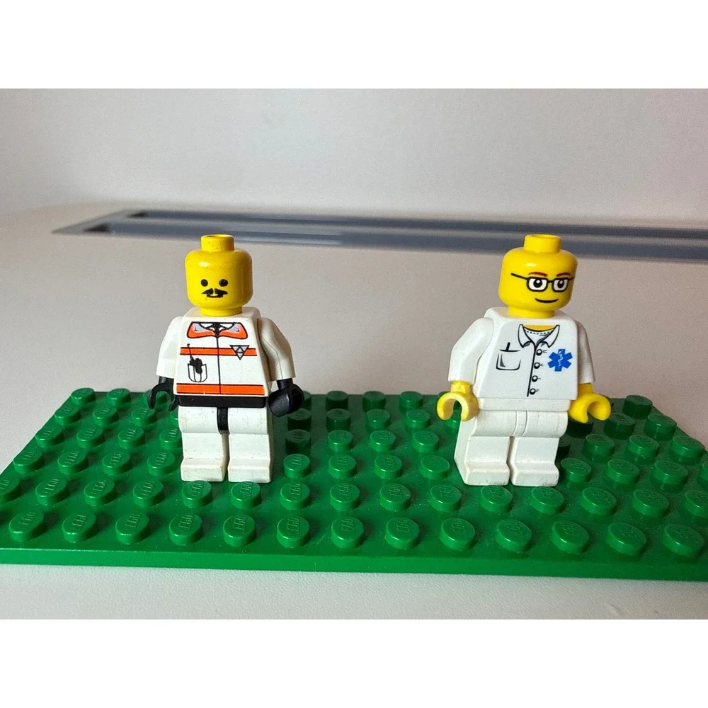 Lego bring your